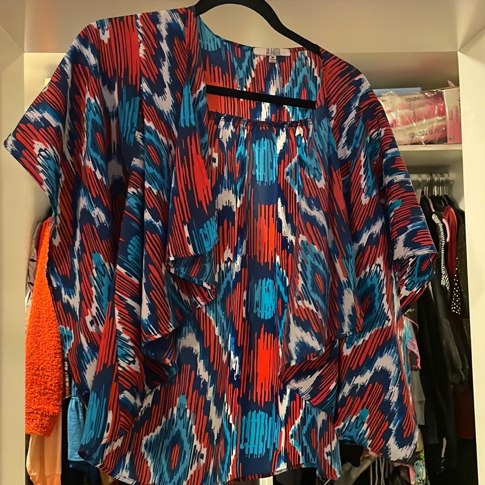Lightweight short sleeve red white and blue shirt kimono